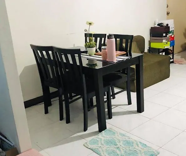 The Avenue Residences Guest house *